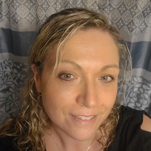 Meet your Posher, Pauline